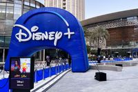 Disney tops quarterly profit estimates, but starts to lose Disney+ streaming subscribers