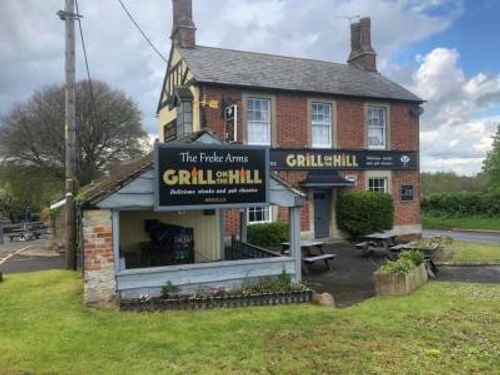 The Freke Arms: Grill on the Hill