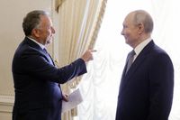 Putin tells Witkoff he is ready to resume direct peace talks, Russia releases U.S. detainee - Axios