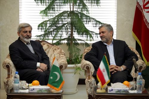pakistan consul general met with the mayor of mashhad seyyed sowlat mortazavi and qazi habib ul rahman 5