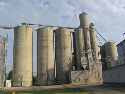 grain elevator