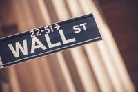 Dow, S&P, and Nasdaq trade mixed ahead of Powell speech | Seeking Alpha