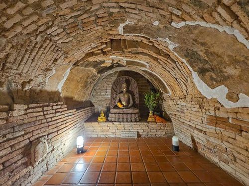 Wat Umong Suan Phutthatham