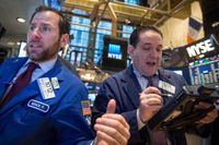 Stock market today: S&P 500 hits fresh record, Nasdaq pops ahead of jobs day