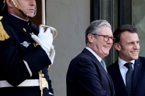  Starmer Urges US-Backed Security Guarantees as Key to Ukraine Peace Deal
