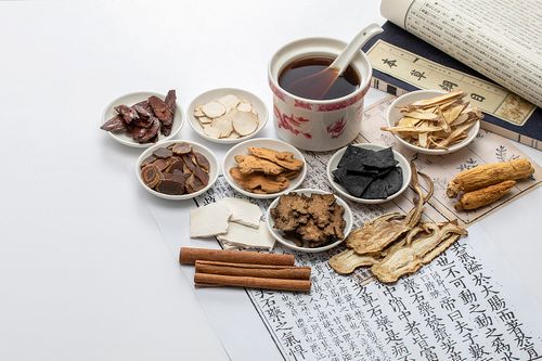 健康养身中药补汤图片下载