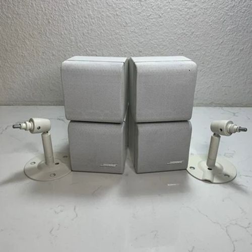 2 Bose Double Cube Mint Speakers & Mounts White DoubleShot Lifestyle Acoustimass - Image 1 of 4