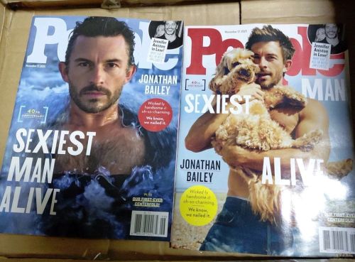 PEOPLE MAGAZINE-NOVEMBER 17, 2025-JONATHAN BAILEY-SEXIEST MAN ALIVE Both Covers - Image 1 of 1
