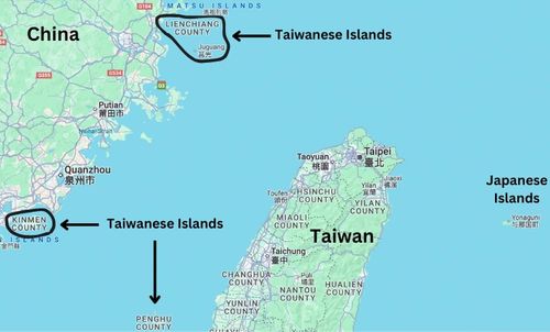 A map showing northern Taiwan, with labels indicating some small Taiwanese islands off the coast of China and small Japanese islands near Taiwan