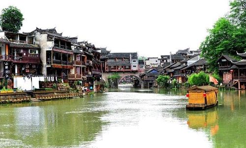 Scenic view of Huizhou Ancient Village along the river