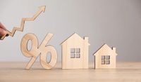 Mortgage rates edge up after latest inflation reading - HousingWire