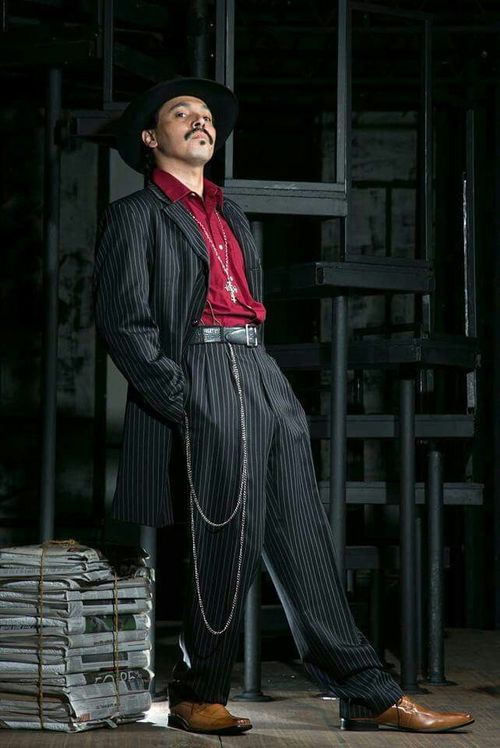 Mexican Prom Suit, Zoot Suit Aesthetic, Zoot Suit Prom, Zoot Suit Pachuco, Casino Owner Outfit, Zuit Zoot, Modern Zoot Suit, Mexican Suit, New Orleans Suit