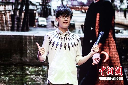 许嵩帅气亮相。 主办方供图