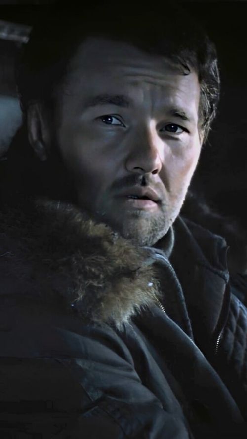 Sam Carter - Joel Edgerton - The Thing - 2011