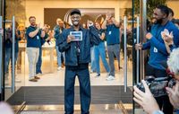 Apple’s $2,000 foldable iPhone launches amid strong demand - Honolulu Star-Advertiser
