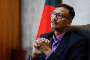 Dhaka To Decide Whether To Seek Hasina's Extradition