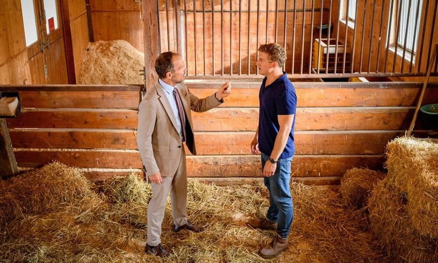 „Sturm der Liebe“: Markus konfrontiert Vincent! Fliegt die Affaire mit Katja jetzt auf? | © ARD/WDR/Christof Arnold