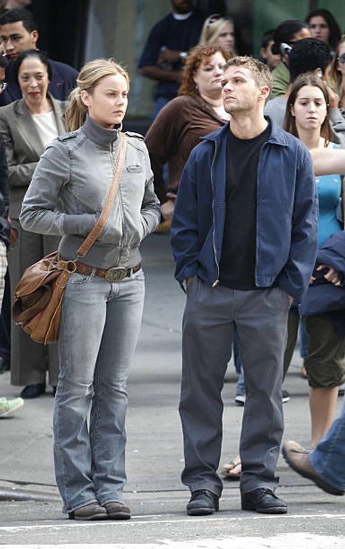 Abbie Cornish and Ryan Phillippe during Ryan Phillippe and Abbie Cornish on Film Set of an Untitled Movie in Times Square New York City - October 12,...