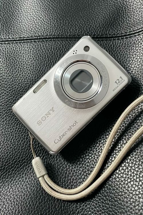 Digi Camera, Camera Sony, Digital Camara, Sony Digital Camera, Cute Camera, Sony Cybershot, Camera Digital, Retro Gadgets, Old Cameras