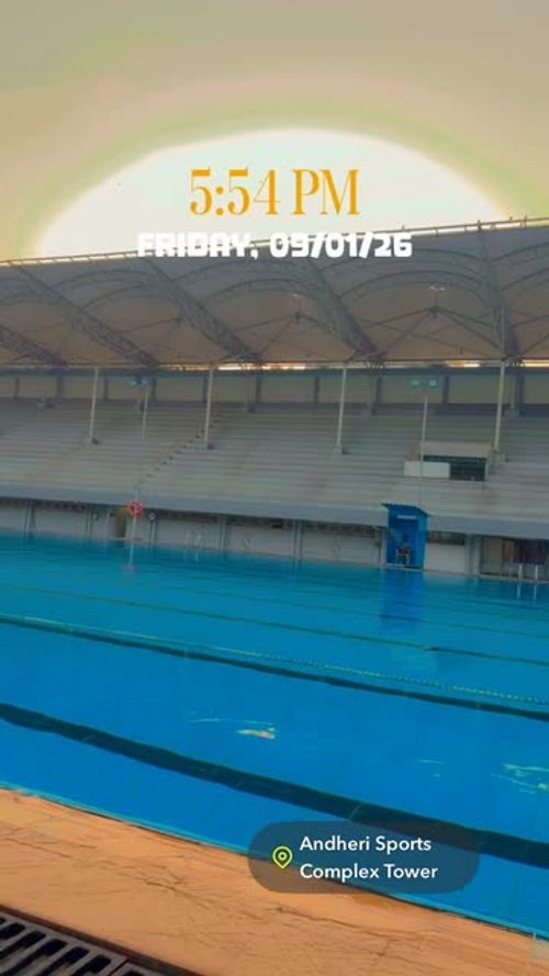Spotlight at Andheri Sports Complex Tower by @missprateeprati