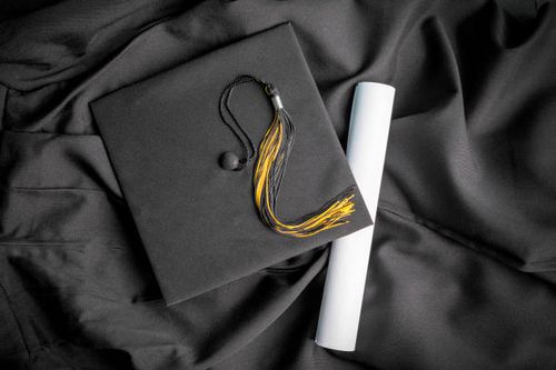 University Students Stranded as Funding Model Transition Triggers Education Crisis