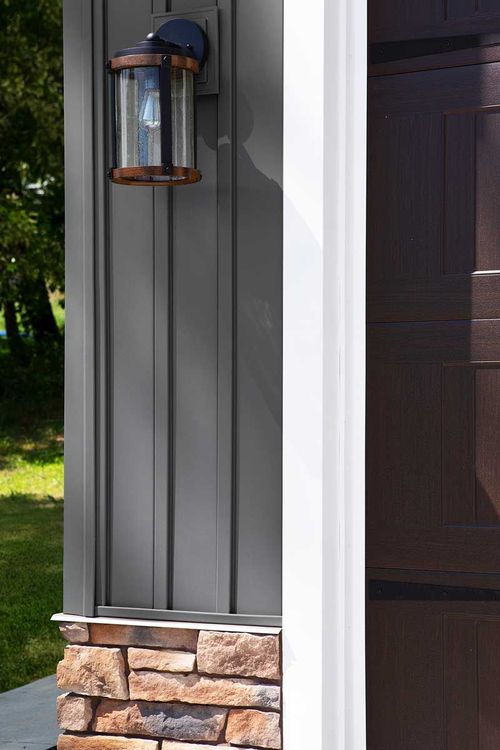 Board and Batten Vinyl Siding for Stylish Home Exteriors