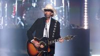 Toby Keith dead: Stephen Colbert, Dolly Parton, more pay tribute