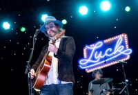 Country singer Aaron Lee Tasjan’s fans walk out of Texas concert over political song as he warns of America’s ‘descent’ - New York Post