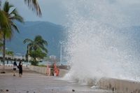 Hurricane Simon pounds resorts and vulnerable towns along Mexico’s Pacific coast - AP News
