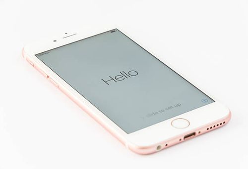 rose gold iphone 6s - iphone 6s rose gold stock pictures, royalty-free photos & images