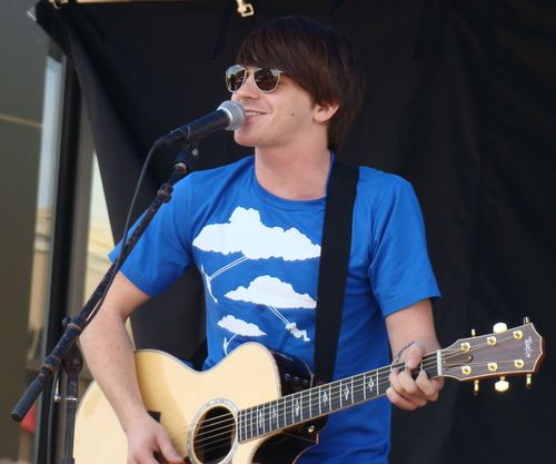 drake bell cropped