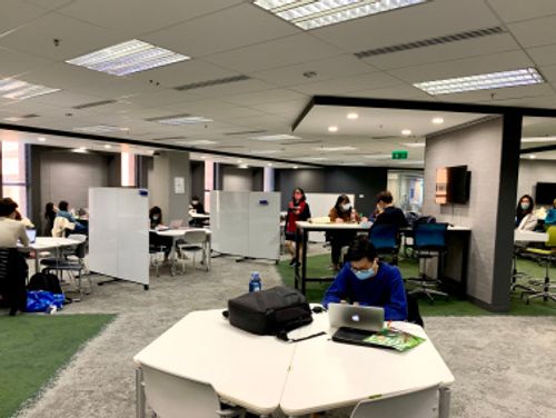 包玉刚图书馆 小组学习区