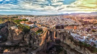 【匠心严选】【中世纪古城之约】一价全含西班牙+葡萄牙15日游【世遗三古城+十大入内+雷加莱拉庄园+蒙塞拉特圣山+齿轮小火车+4-5星酒店】