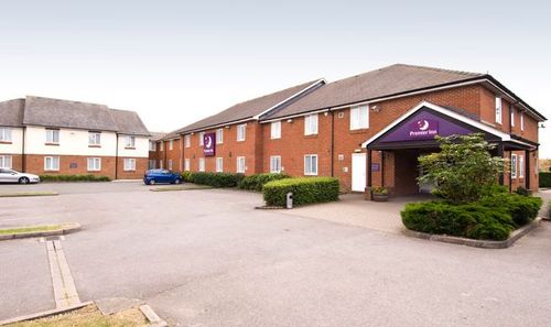 Premier Inn Swindon North Hotel