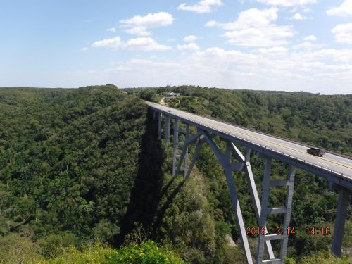 Puente de Bacunayagua