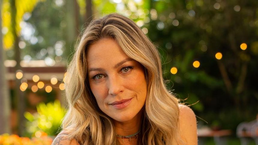 Luana Piovani faz três cirurgias