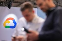 Google Wins Salesforce Cloud Deal in Bid to Counter Microsoft - Bloomberg