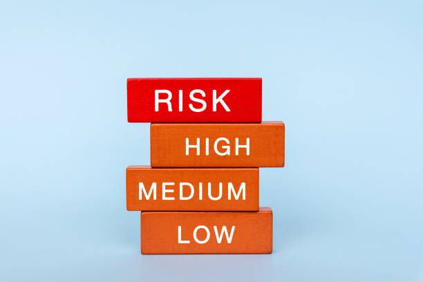 risk management - low risk investment stock pictures, royalty-free photos & images