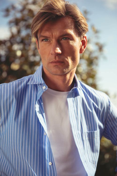 t-shirt for smart casual