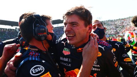 Verstappen moved 19 points clear at the top of the F1 standings at the Mexican GP.