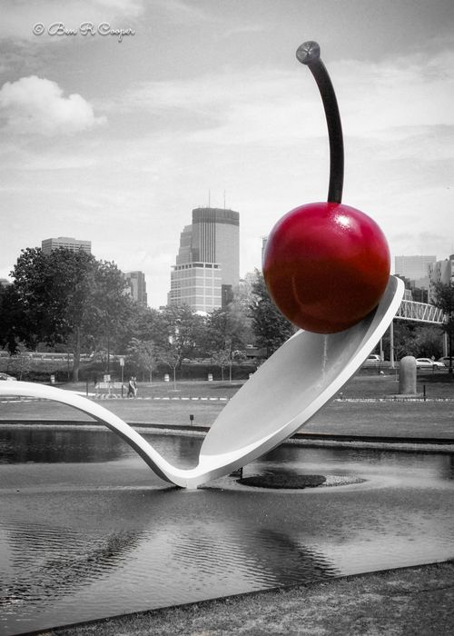 Spoonbridge and Cherry
