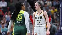 Caitlin Clark receives technical foul after getting in face of opponent | Fox News