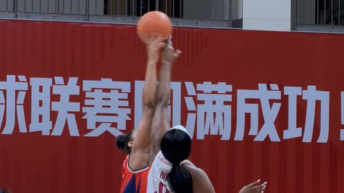 四川女篮被山西队“双杀”，李缘13分表现出色