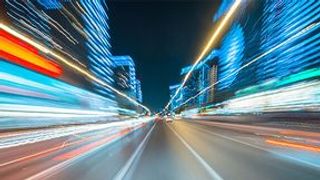 All-Flash-Arrays versprechen unschlagbar niedrige Latenzen. (© pozdeevvs - stock.adobe.com)