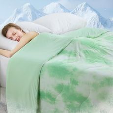 Cushious Cooling Comforter King Size, Summer Cooling Blankets for Hot Sleepers and Night Sweats, Lightweight Breathable Cooling Comforter Bedding for Sofa, Bed, Camping, Office
