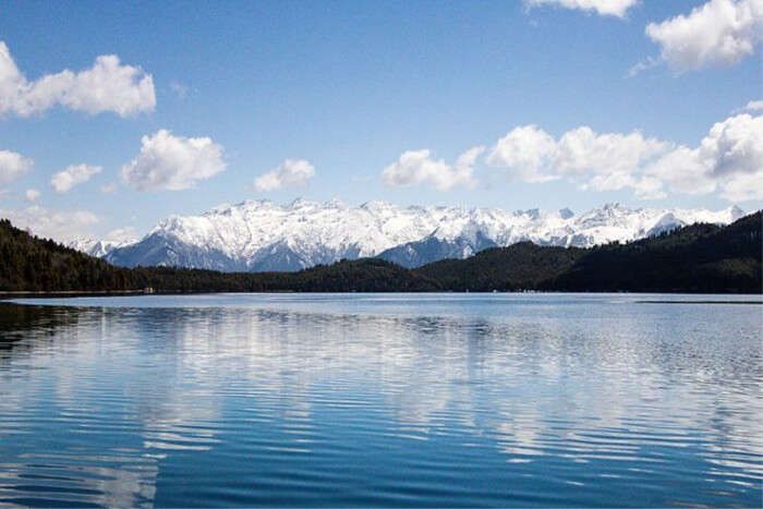 About Rara Lake