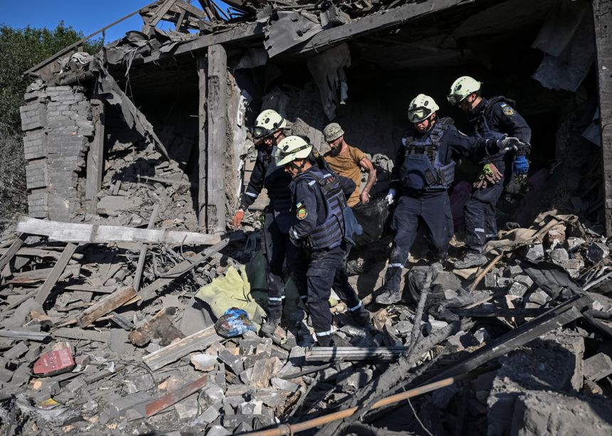 Russian Glide Bomb Attack on Zaporizhzhia Kills Civilians, Including Children