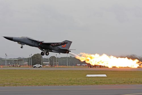 raaf f 111 fuel dump and burn williamtown gilbert