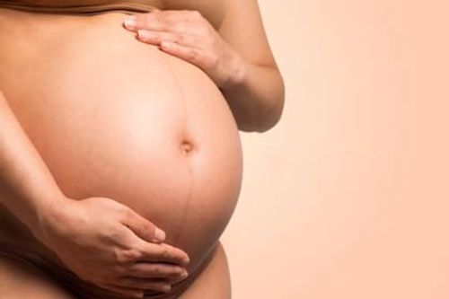 Las mujeres se convirtieron en madres pasados los 70 años (Foto Pexels)