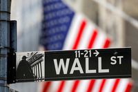 Americans have never had more of their money in stocks — not even in the dot-com bubble: Chart of the Day - Yahoo Finance
